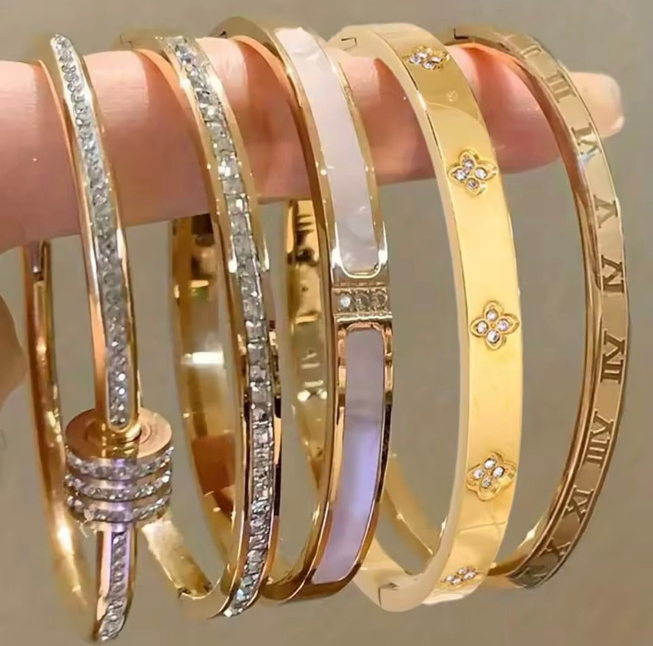 ZAKOL Zirkonia-Armbandset – Edelstahl, stapelbar & funkelnd, modischer Damenschmuck